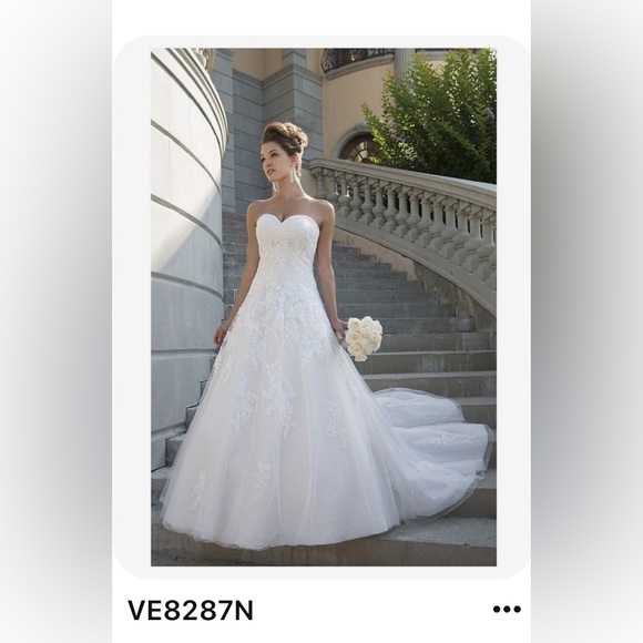 Symphony of Venus Blush Wedding Dress - Picture 15 of 16